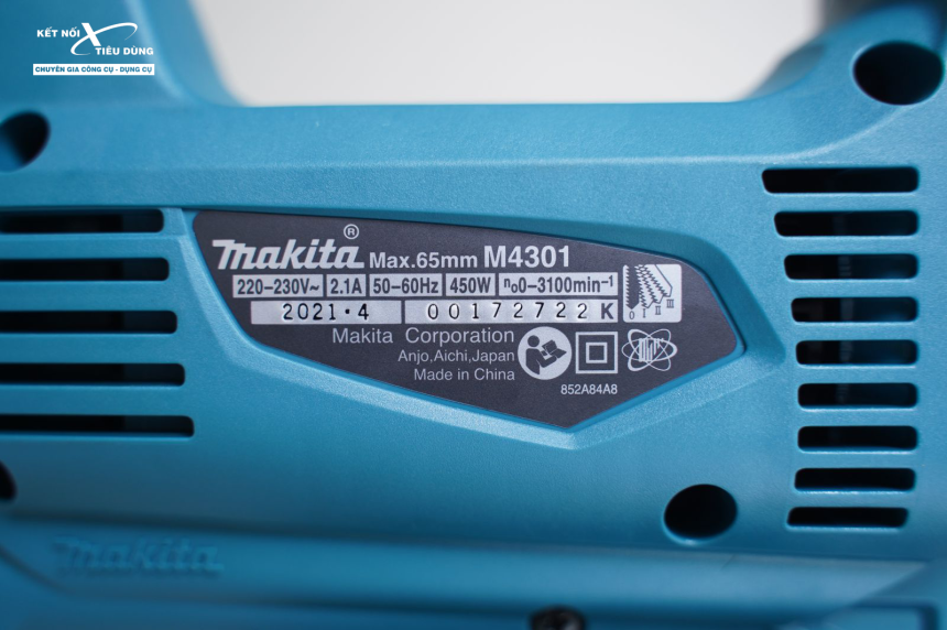 may-cua-long-makita-m4301b-12